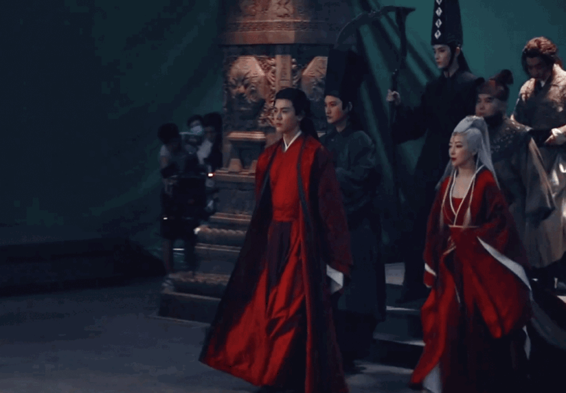 5feaaa7ae6114afbbde38a7dab8457e6.gif